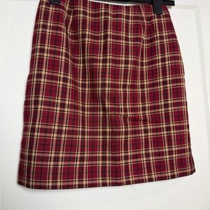 Petite Sophisticate Red Plaid Skirt Size 0
